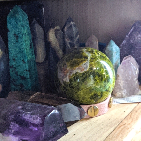 Brownie's Crystal SALE 💎 HELPING OFFSET VET Bills 1year anniversary SHOW - Picture 12 of 13